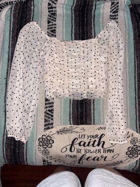 Subcategory selection for women's sweater image